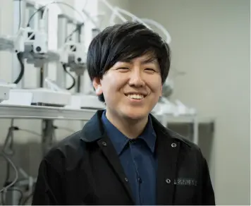 名古屋工芸 Mirror Farm ファーム責任者の脇本智正